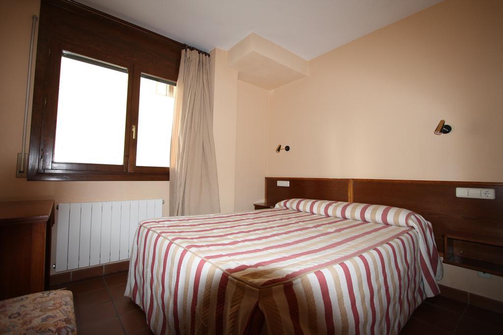 Apart-Hotel Selva Nevada La Virgen de la Vega ภายนอก รูปภาพ