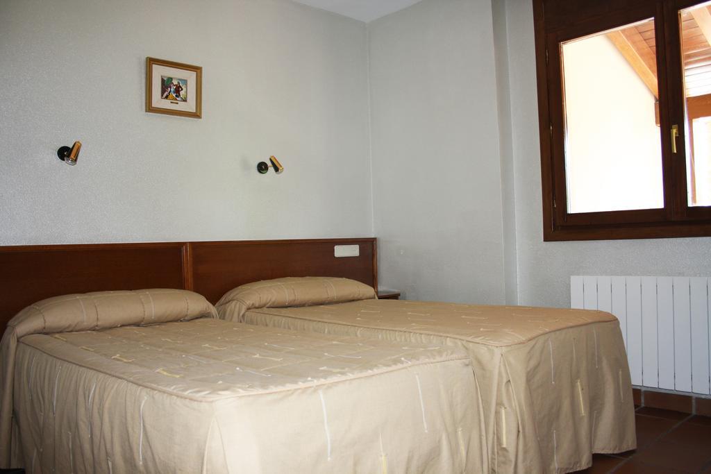 Apart-Hotel Selva Nevada La Virgen de la Vega ภายนอก รูปภาพ